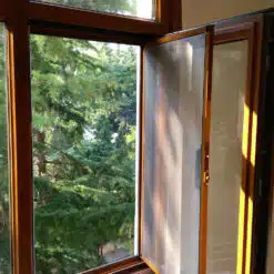 İçe Açılır Kedi Sinekliği